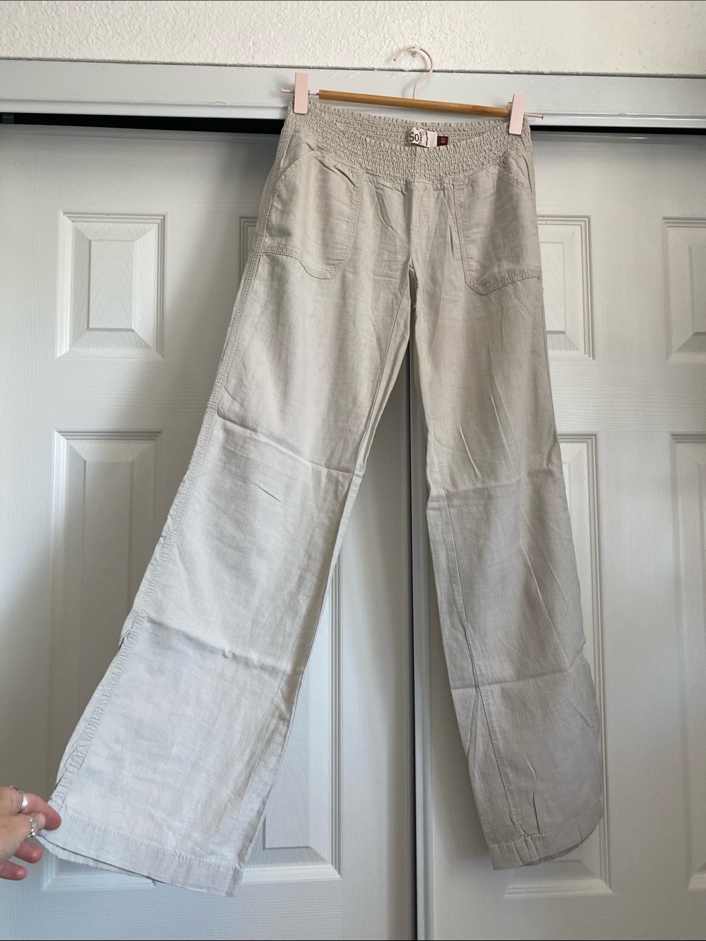 SO Women's Straight Leg Pants in Light Beige